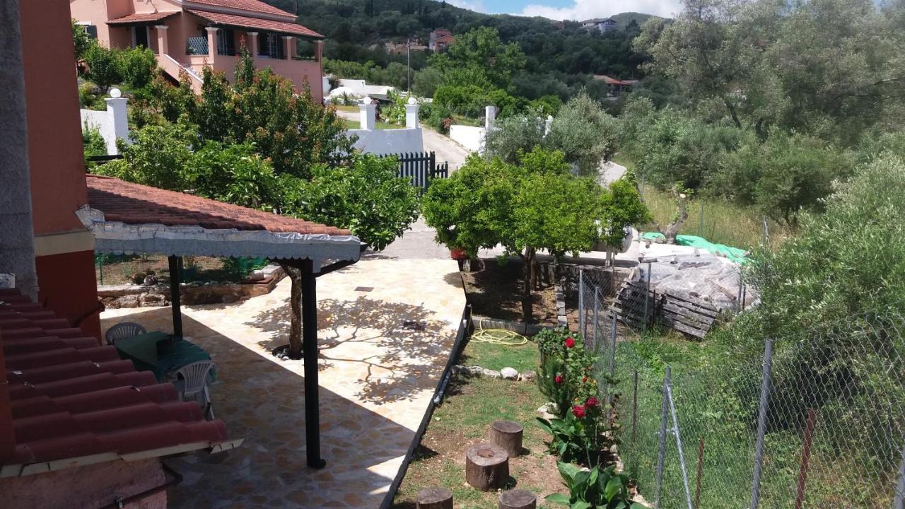 Village Life Studio Kanakádes Exterior photo