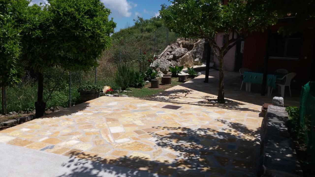 Village Life Studio Kanakádes Exterior photo